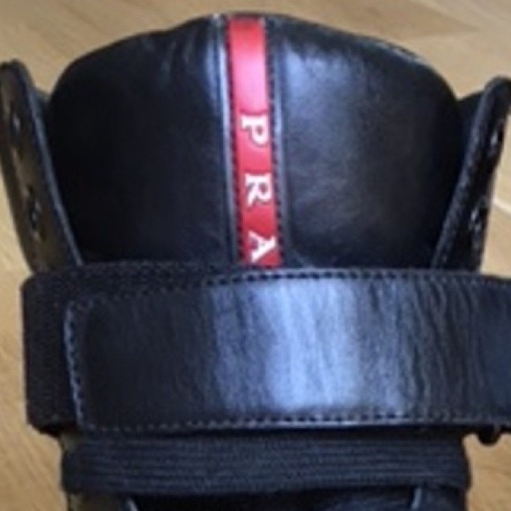 Prada SOLD SOLD SOLD - Picture 6 of 6